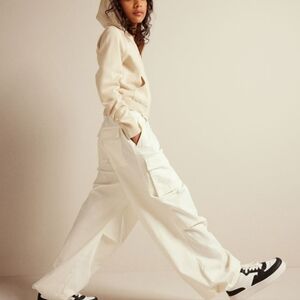 New  H&M Relaxed pants  girl